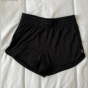 Aritzia Tna shorts